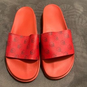 Mens Gucci Calfskin Rubber GucciGhost Hamlet skull sandals